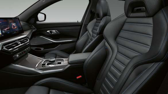 Przednie fotele sportowe M.